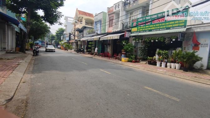 Nhà trệt, 2 lầu, 2 mặt tiền đường Nguyễn Thị Xinh, 5x23m, giá 9.9 tỷ - 1