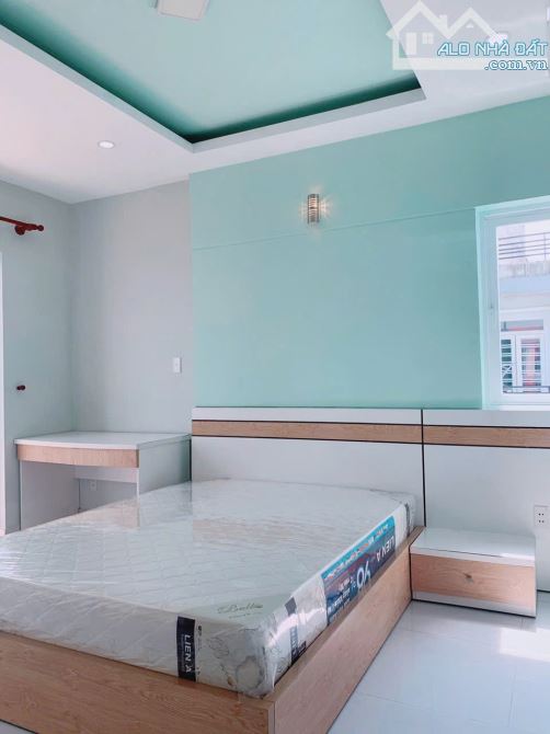 QUẬN 11 – GÓC 3 MẶT TIỀN – HXH 3/2 – CÁCH MẶT TIỀN CHỈ 15M DT: 4.5 x 12m (nở hậu 5m) – G - 1