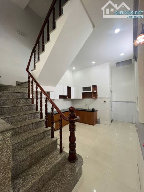 Bán Nhà HXH 7m Đường Số 18B DT: 4x13m Nhà 1 Trệt 2 Lầu Giá: 5.4 Tỷ TL - 1