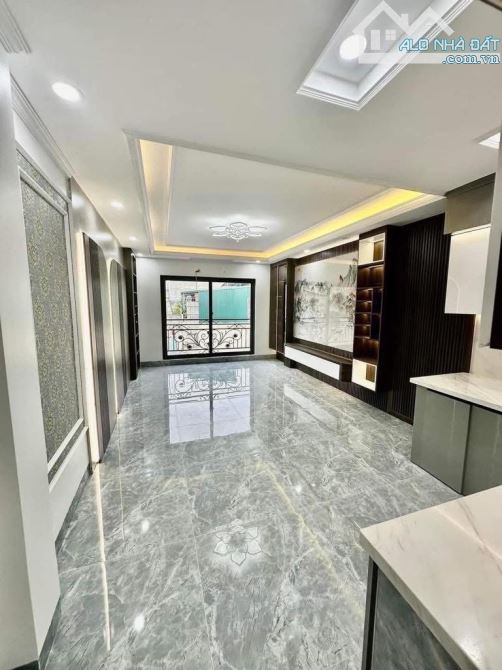 Bán Nhà Nguyễn Văn Cừ, Long Biên 43m2, 6T, giá 12,5 tỷ ( ô tô vào nhà) - 1
