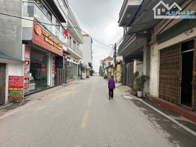 B.Á.N NHÀ MẶT PHỐ ĐAN PHƯỢNG , Ô TÔ TRÁNH , GIÁ MỀM LẠI KINH DOANH ĐỈNH 106M2, 11 TỶ 9 - 1
