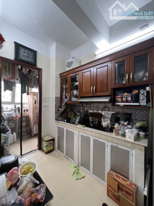 Bán Gấp Chung Cư Việt Hưng, Long Biên 52m2, chỉ 2,68 tỷ (Cam kết chuẩn) - 1