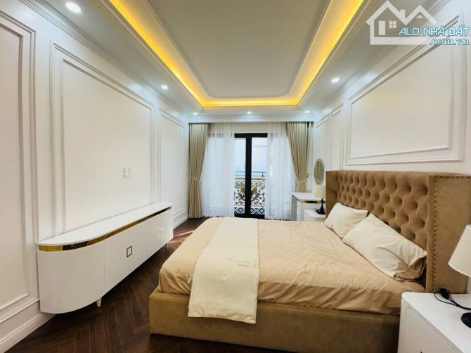 BÁN NHÀ YÊN LẠC - HAI BÀ TRƯNG - 45M - 5 TẦNG - THANG MÁY - Ô TÔ ĐỖ CỬA -14.X TỶ