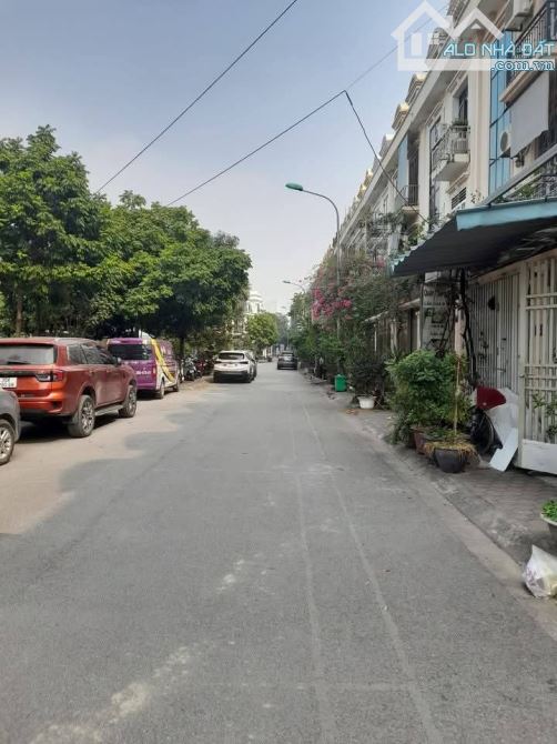 CẦN BÁN NHÀ MẶT PHỐ SA ĐÔI, 2 MẶT TIỀN TRƯỚC SAU DT90m2 4T MT6m GIÁ ĐẦU TƯ 25TỶ