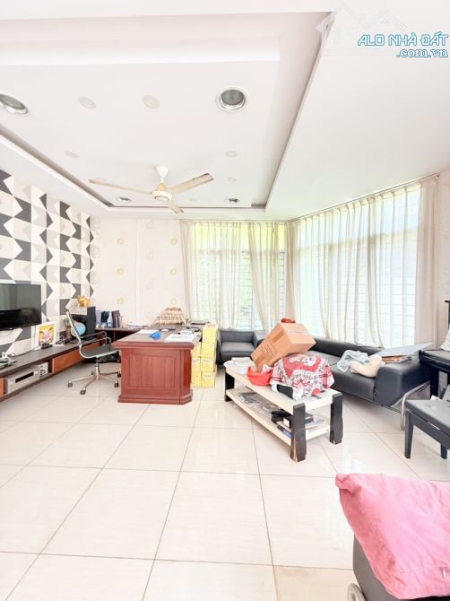Siêu phẩm gần ngã tư Phú Nhuận - 91m2, 4 tầng - Chỉ 12 tỷ - 1