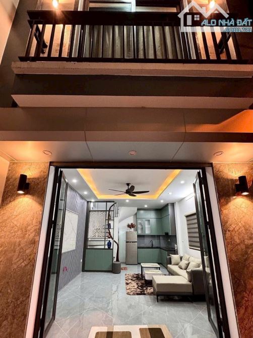 NHÀ MỚI - LÔ GÓC - THOÁNG VĨNH VIỄN - TT HAI BÀ TRƯNG  - FULL NỘI THẤT  - ĐƯỜNG THÔNG - 1