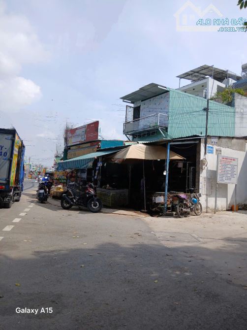 BÁN GẤP NHÀ MẶT TIỀN TRỊNH THỊ MIẾNG HÓC MÔN- 262M² -GIÁ CHỈ 9.8 TỶ, SỔ NỞ HẬU,FUL THỔ - 1