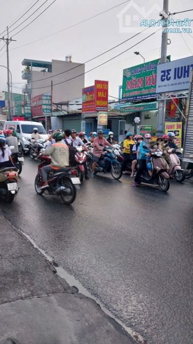 Cho thuê nhà MT kinh doanh Nguyễn Ảnh Thủ Q12_100m2_Đường 12m thông_3 lầu_3PN 2WC_15tr/th - 1