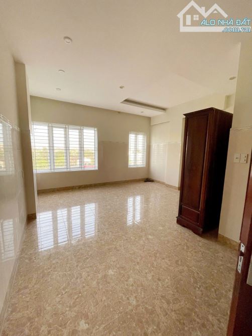 Cần bán nhà 4.5 tầng mặt tiền đường phạm văn đồng , phường Phú thượng , TP Huế - 12
