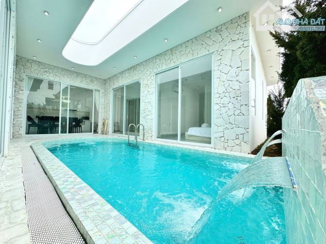 Bán căn Biệt thự 250m2 full nội thất đường Thành Vinh 3 dòng tiền hơn 100tr/tháng giá tốt - 12