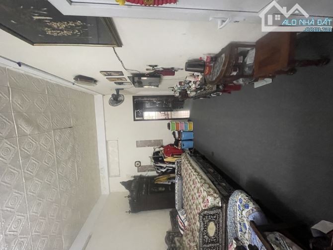 Bán nhà HẺM 1 sẹc Võ Văn Kiệt , Phường 13 Quận 5,64m2 (4X 16 )8 tỷ - 15