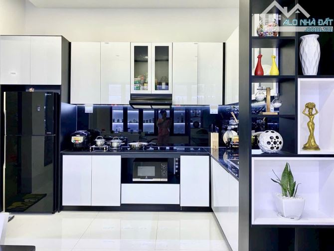 Bán Gấp Nhà Lầu 5x18 Nội Thất Cao Cấp Thông Trần Hoàng Na Kdc Hồng Loan, Cái Răng, Cần Thơ - 2