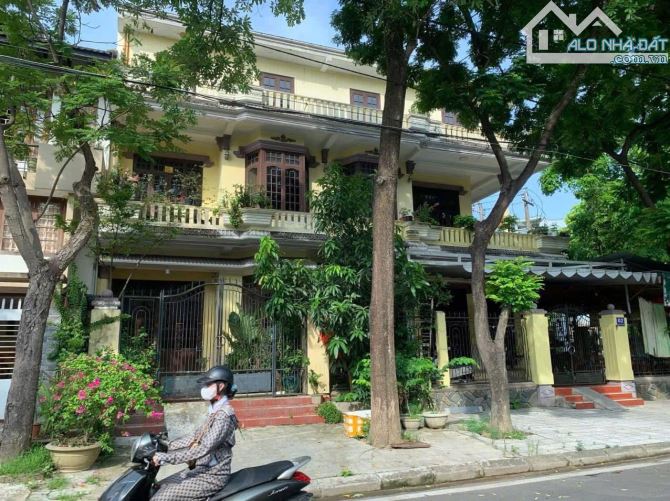 BÁN BIỆT THỰ 03 TẦNG 2 MẶT TIỀN NGUYỄN HỮU THỌ & HUỲNH TẤN PHÁT - HÀNG HIẾM .. GIÁ RẺ ❌ - 2