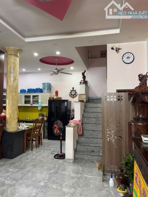 🏡 Tổ Ấm Hạnh Phúc!Mặt tiền đường Tân Sơn Nhì, 76.3m², 4 tầng, giá 11 tỷ!Nở hậu 6.8m! - 2