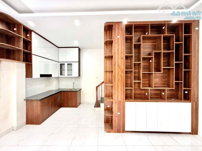 NHÀ MỚI -  5 TẦNG - NGÕ Ô TÔ - NGÕ THÔNG - NHỈNH 4 tỷ - 2