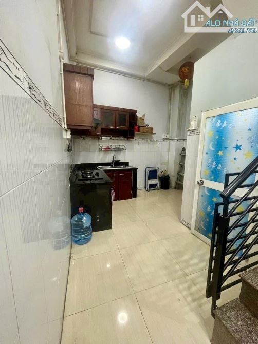 Nhà 3 Tầng - Gần Chợ Xóm Củi Quận 8 - Đương Cao Xuân Dục - 4 Tỷ 680 TL - 2