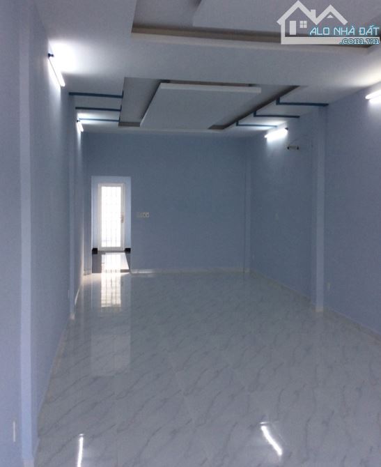 Bán nhà mặt tiền Ngô Sỹ Liên|| 3 Tầng|| ngay công viên và chợ Bình Đông - 2