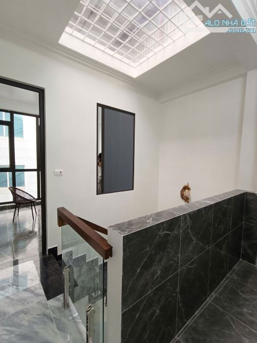 Hiếm! Bán nhà Chùa Láng 45m 4T , gần ĐH Ngoại Thương, Ngoại Giao, nhà đẹp, ô tô tránh 10tỷ - 2