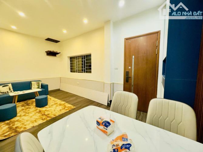 Tập thể Lương Khánh Thiện-Đền Lừ, ✅ HƠN 2,5 tỷ, 55m2, full Nội Thất, 2 ngủ, thoáng ở luôn. - 2