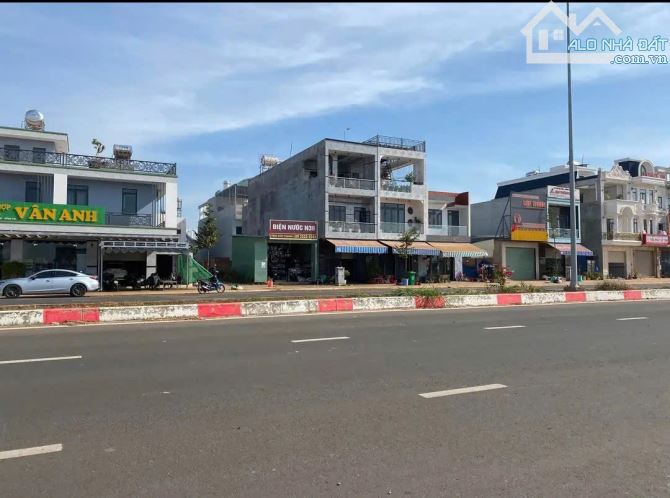 BÁN LÔ ĐẤT 125M2 ,GIÁ 3 TỶ .TĐC LỘC AN - BÌNH SƠN, HÀNG NGỘP GIÁ TỐT SINH LỜI CAO . - 2