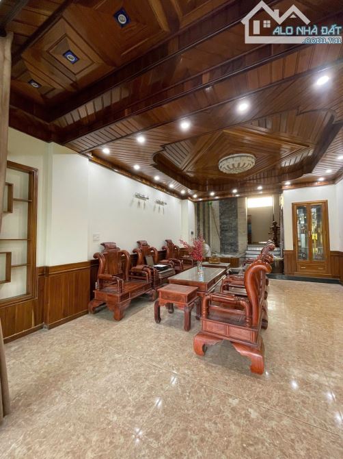 Cần bán nhà 4.5 tầng mặt tiền đường phạm văn đồng , phường Phú thượng , TP Huế - 2