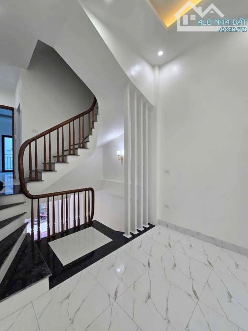 NHÀ ĐẸP KHÓ TÌM – ĐỒNG MAI – HÀ ĐÔNG Diện tích 37m² – 5 tầng – Full nội thất xịn – Sổ đỏ c - 2