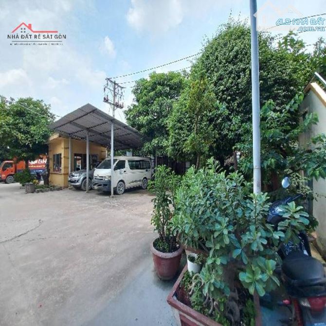 BÁN GẤP 16,390M2 QL1A - NHÀ ĐẤT+ VĂN PHÒNG + KHO XƯỞNG - XE CONTAINER TRÁNH NHAU - 390 TỶ - 2