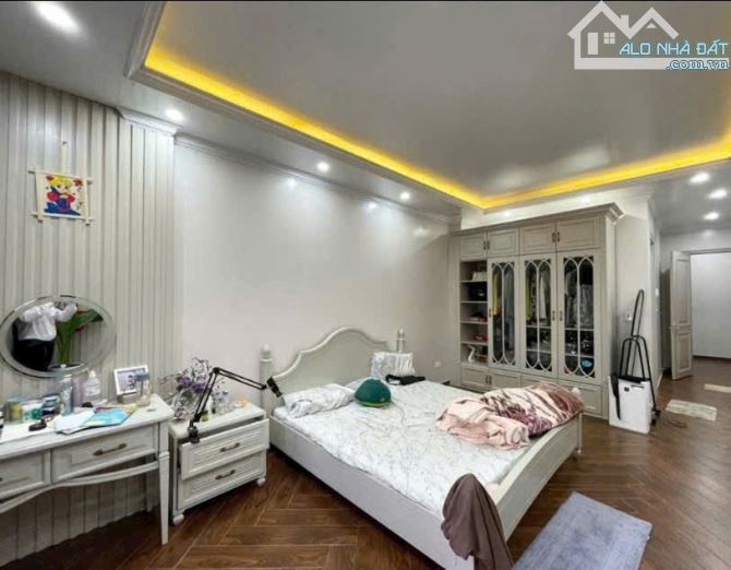N4054. C.H.O T.H.U.Ê nhà Văn Cao cực đẹp – Oto đỗ tràn lan - 2