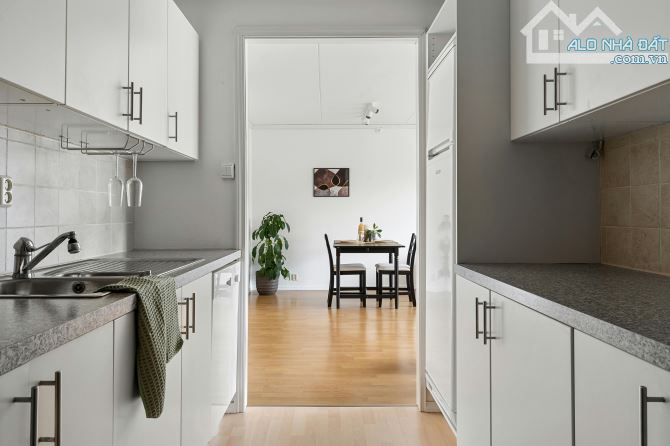 Hộ Khẩu Thạch Thang Quận Hải Châu- Nhà 2 Tầng Nguyễn Du- 70m2- Ngang 9m- Chỉ : 3 Tỷ 2 - 2