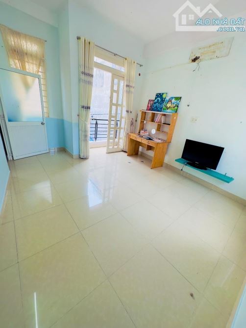 Nhà mới ở ngay, Lưu Hữu Phước 48m2, 3 tầng xây kiên cố BTCT, ngang cực rộng 8m, SHR - 2