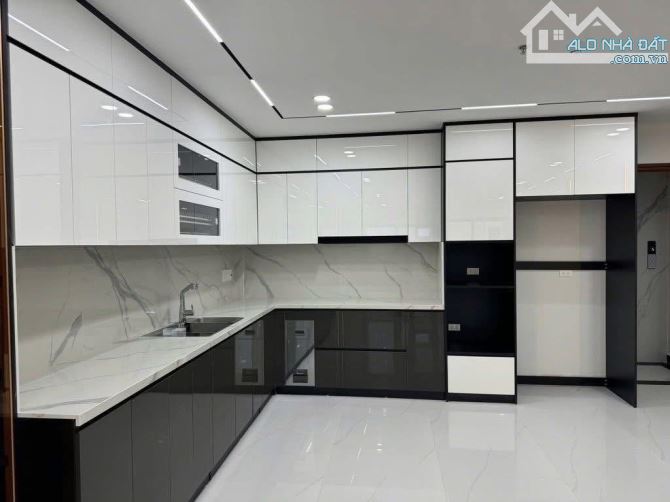 Bán nhà phố Kim Giang,Nguyễn Xiển,Linh Đàm 36m*6Tầng,Thang Máy,Oto đỗ cửa,Giá nhỉnh 9tỷ - 2