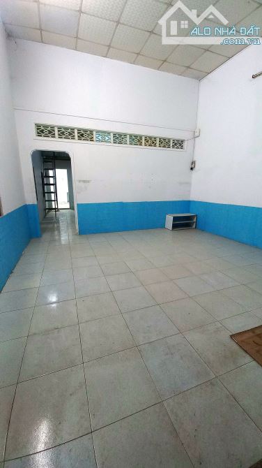 BÁN RẺ NHÀ ĐẤT TÂN PHONG, SỔ HỒNG THỔ CƯ ĐƯỜNG OTO GẦN CHỢ CÂY XĂNG 26 - 3