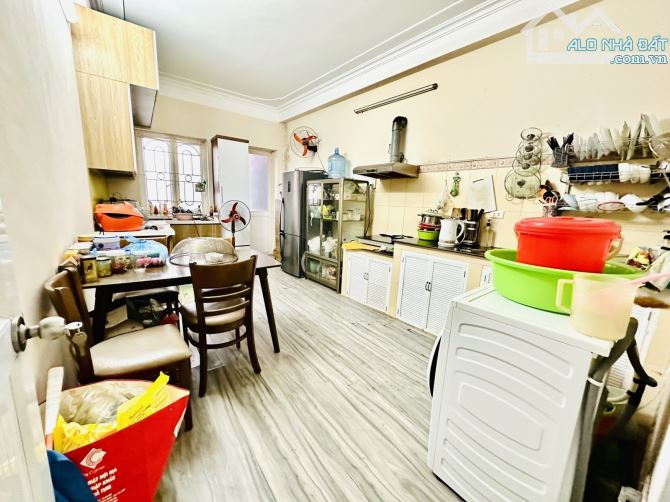 Bán nhà Nguyễn Viết Xuân, Thanh Xuân, full nội thất, nhà đẹp ở ngay, 40m, 4T, chỉ 9.9 tỷ. - 3