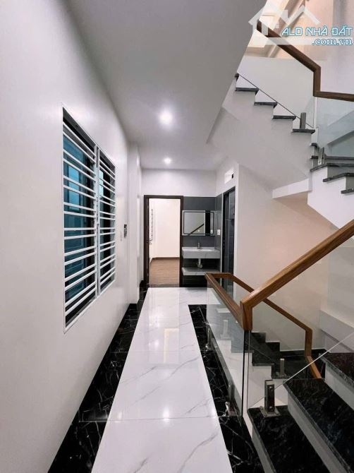 Bán Nhà Miếu Hai Xã , Dư Hàng , Lê Chân. 4,68 tỷ , 59m. - 3