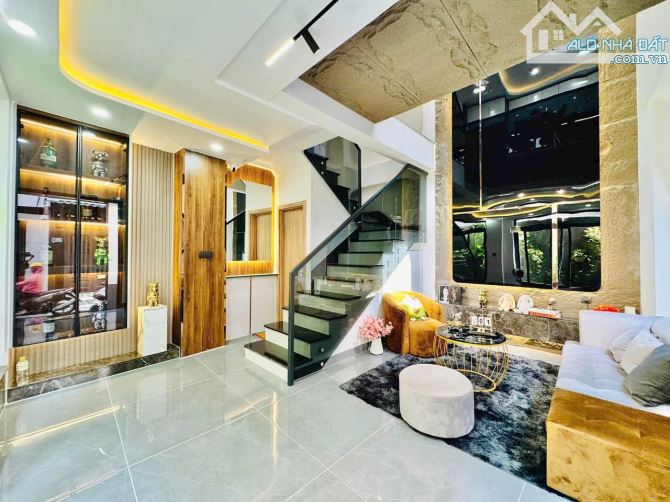 Bán Toà CHDV Hầm 6 Tầng Thang Máy , 18 Phòng , 6x25m , Hợp Đồng Thu nét 120tr/th , 25 Tỷ - 3