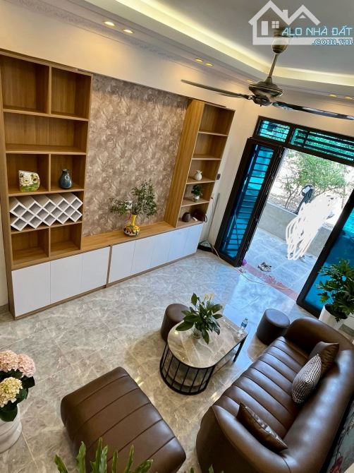 Cần bán nhà đẹp ngõ phố Nguyễn Hữu Cầu Tp Hải Dương - 3
