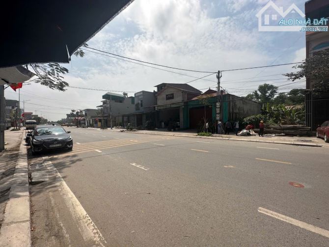 Mãi chưa  đến 2 tỏi mà 72m đất mặt đường tình lộ, siêu kinh doanh cách 7km đến quảng trườn - 3