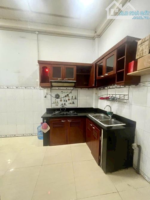 Nhà 3 Tầng - Gần Chợ Xóm Củi Quận 8 - Đương Cao Xuân Dục - 4 Tỷ 680 TL - 3