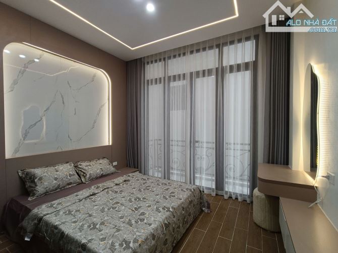 Hiếm! Bán nhà Chùa Láng 45m 4T , gần ĐH Ngoại Thương, Ngoại Giao, nhà đẹp, ô tô tránh 10tỷ - 3