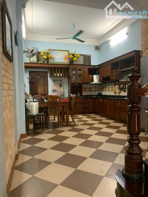 Bán nhà phân lô Hoàng Đạo Thành 65m2, 5 tầng, ô tô tránh, kinh doanh, chỉ 17.6 tỷ. - 3