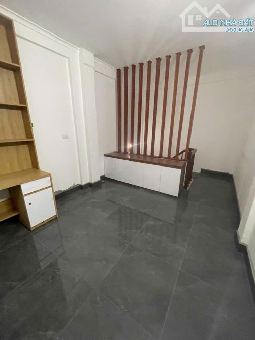 BÁN NHÀ LĨNH NAM 4TỶ 8 – TRUNG TÂM KHU VỰC - MT 3,1M – 21M2 - 3