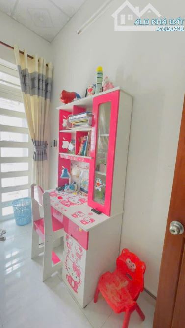 Nhà xinh xắn – đủ tiện nghi – có góc học tập Hello Kitty cho bé! - 3