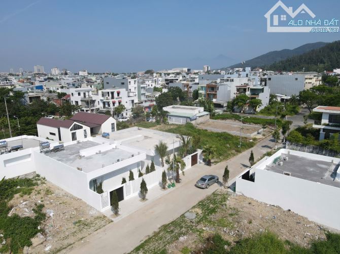 Bán căn Biệt thự 250m2 full nội thất đường Thành Vinh 3 dòng tiền hơn 100tr/tháng giá tốt - 3