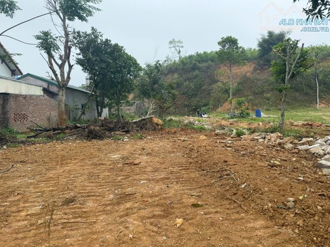 Bán 527m2, thổ cư 150m2, sổ HN tại xã Yên Trung, Thạch Thất. Giá 9tr/m - 4