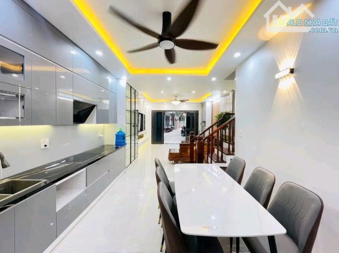 BÁN  NHÀ BÀ TRIỆU - HÀ ĐÔNG - 55M - 5T - THANG MÁY - PL - OTO - kD - NHỈNH 10 TỶ. - 2