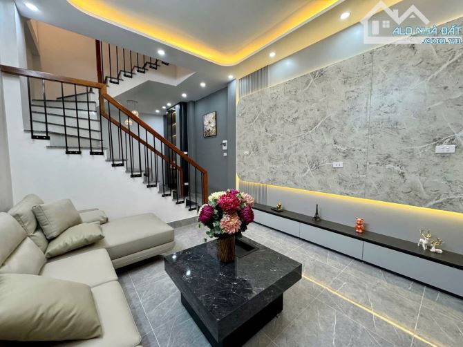 SỐC HIẾM, NHÀ ĐẸP XUÂN ĐỈNH 40 MET,GẦN Ô TÔ QUA CỔNG – CHỈ NHỈNH 6 TỶ - 4