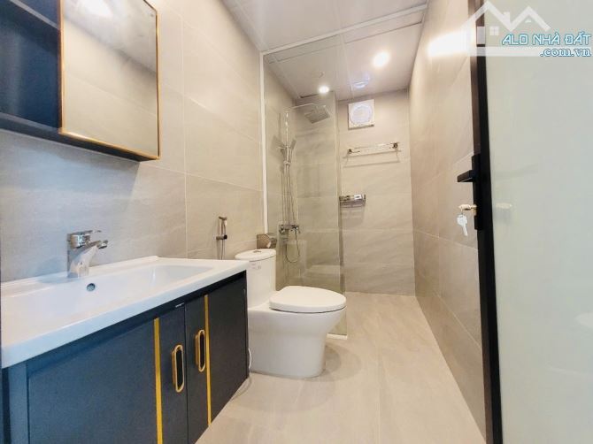 Liên Mạc- Bắc Từ Liêm- 5 Tầng Dân Mới Xây Đẹp ,Chắc Chắn DT 50m .5 Ngủ .Giá 5,8 Tỷ - 4