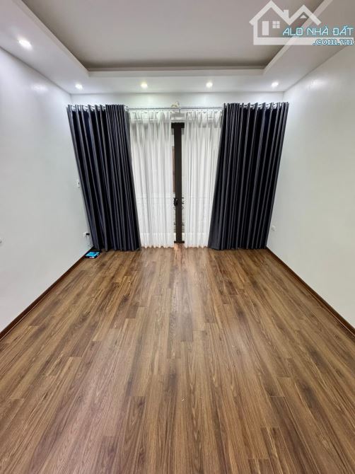 Bán nhà đường Láng Đống Đa, ngõ thông kinh doanh, nhà đẹp, DT55m, 4T, mt4m, giá 14 tỷ - 4