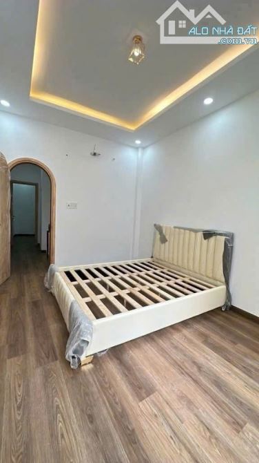 NHÀ SIÊU ĐẸP KHÁNH HỘI P.4 Q.4 THIẾT KẾ RIÊNG 4 TẦNG BÊ TÔNG CHỈ NHỈNH 6T - 4