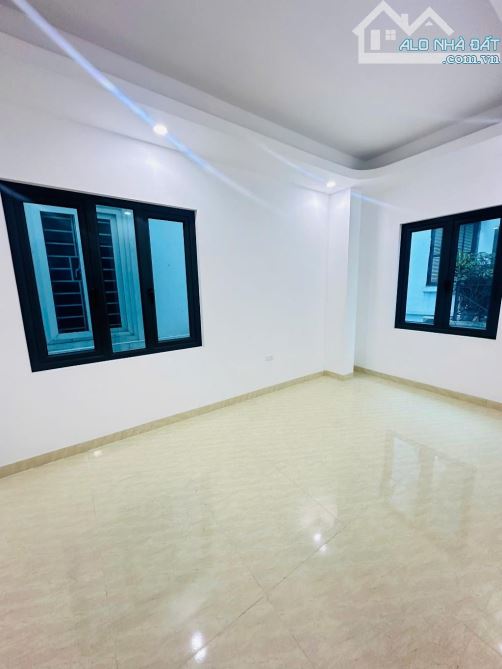 Bán nhà Kim Đồng , lô góc , ô tô đỗ gần , thang máy , dt 49m x 6T x 10,5 Tỷ - 4